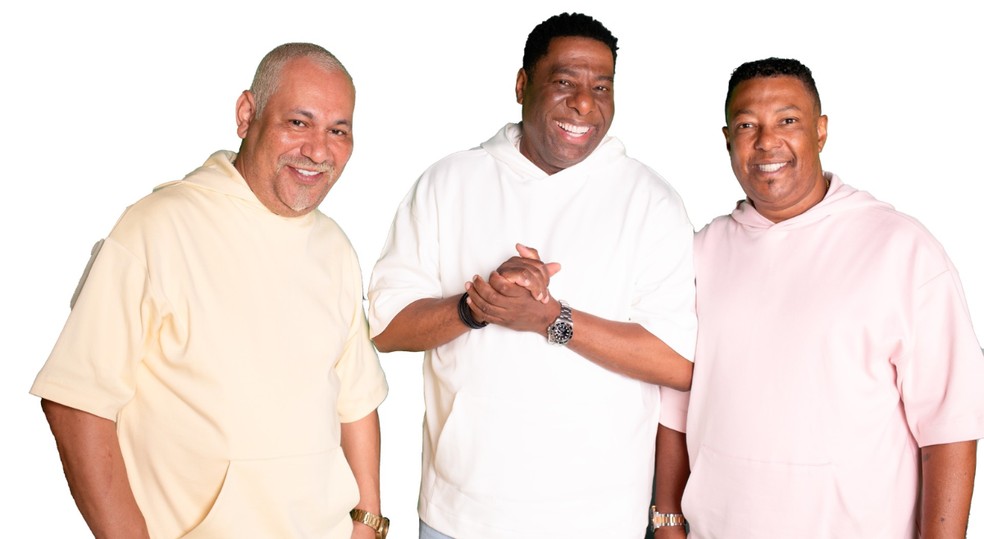 Samba 90 graus celebra 30 anos de carreira do trio. — Foto: Divulgação