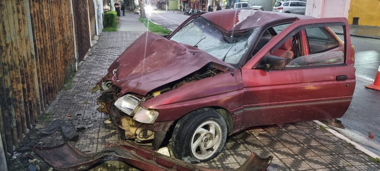 Mulher morre e homem fica ferido após serem atropelados em Caçapava