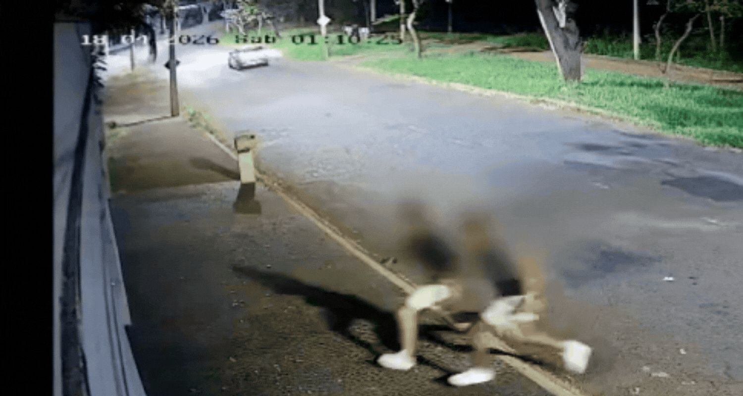 VÍDEO: Jovens dão ‘voadora’ em portão de casa e causam prejuízo de mais de R$ 2 mil em Uberlândia