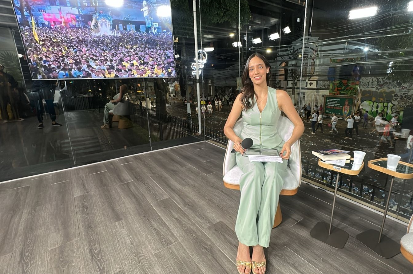 Círio 2025: Nossa Senhora de Nazaré recebe homenagens pela Avenida Presidente Vargas na Trasladação