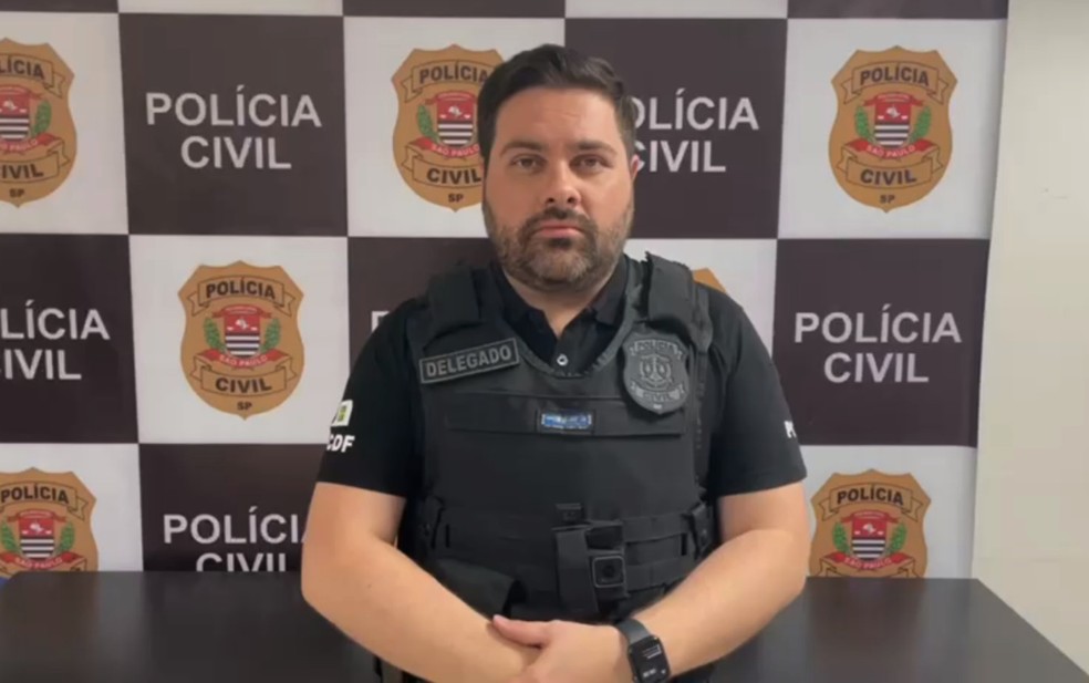 Delegado Eduardo Fabro detalha como grupo criminoso agia na internet — Foto: Divulgação/PCDF