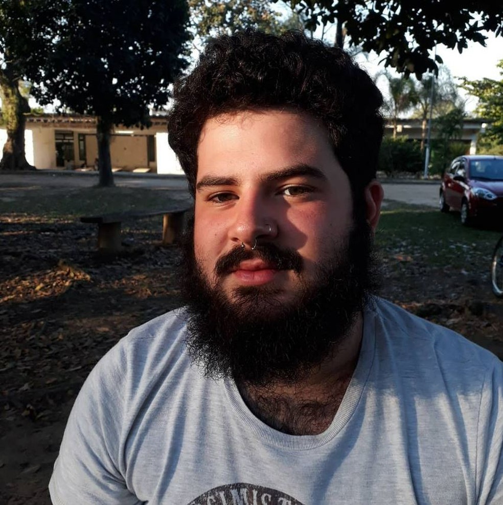 Bernardo Paraíso tinha 24 anos e era estudante de biologia — Foto: Reprodução