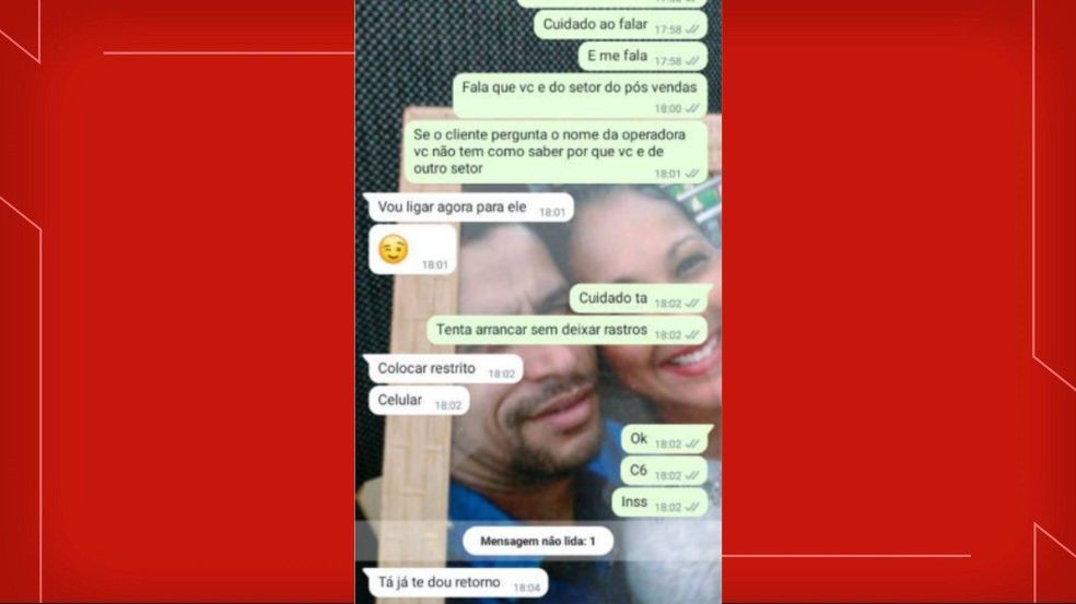 Mensagens trocadas entre suspeitos de aplicar golpes em idosos; eles são investigados pela polícia do DF — Foto: Reprodução