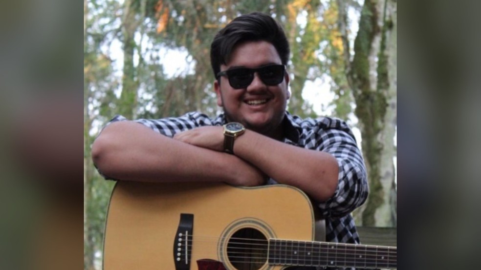Cantor sertanejo de 23 anos morre após grave acidente — Foto: Divulgação/Redes Sociais