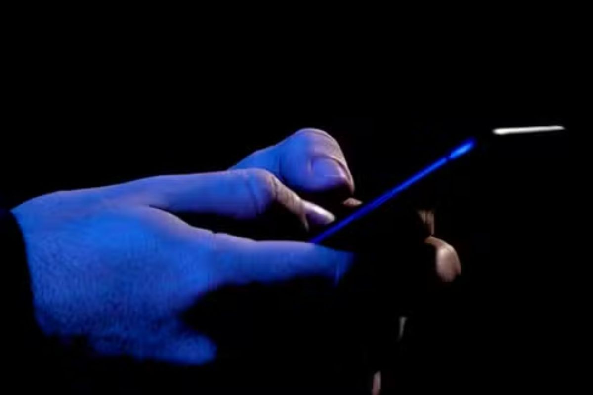 Homem é 'apagado' por mulher que conheceu em aplicativo e perde R$ 3 mil; entenda