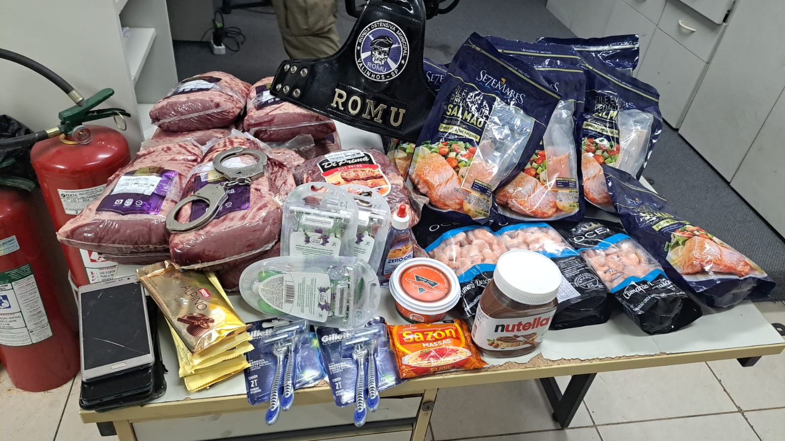 Grupo é preso em flagrante por furto de peças de picanha, salmão e camarão em Valinhos