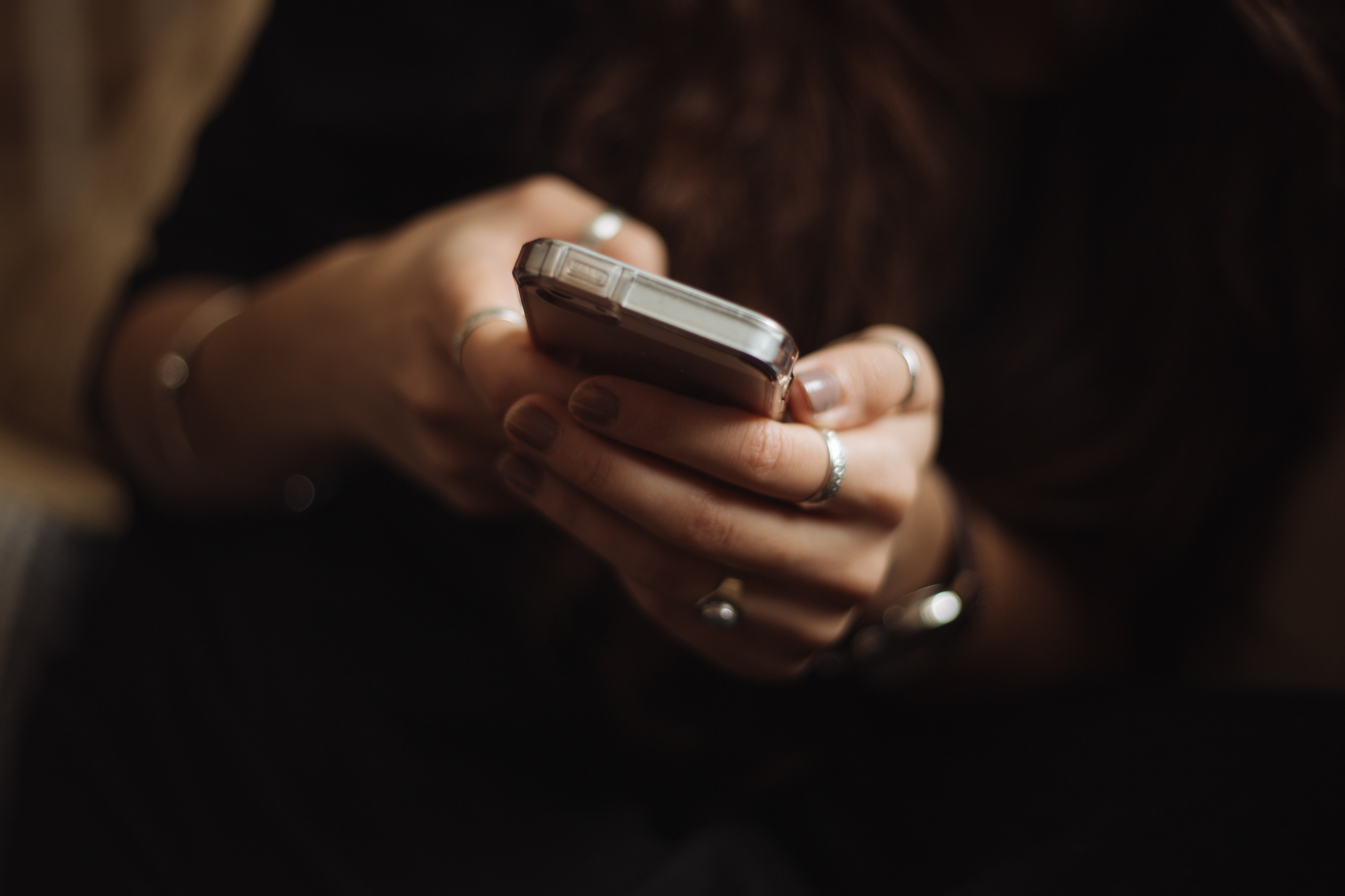 Polêmica do anti-spam: bloqueio de ligações indesejadas gera disputa entre operadoras na Anatel