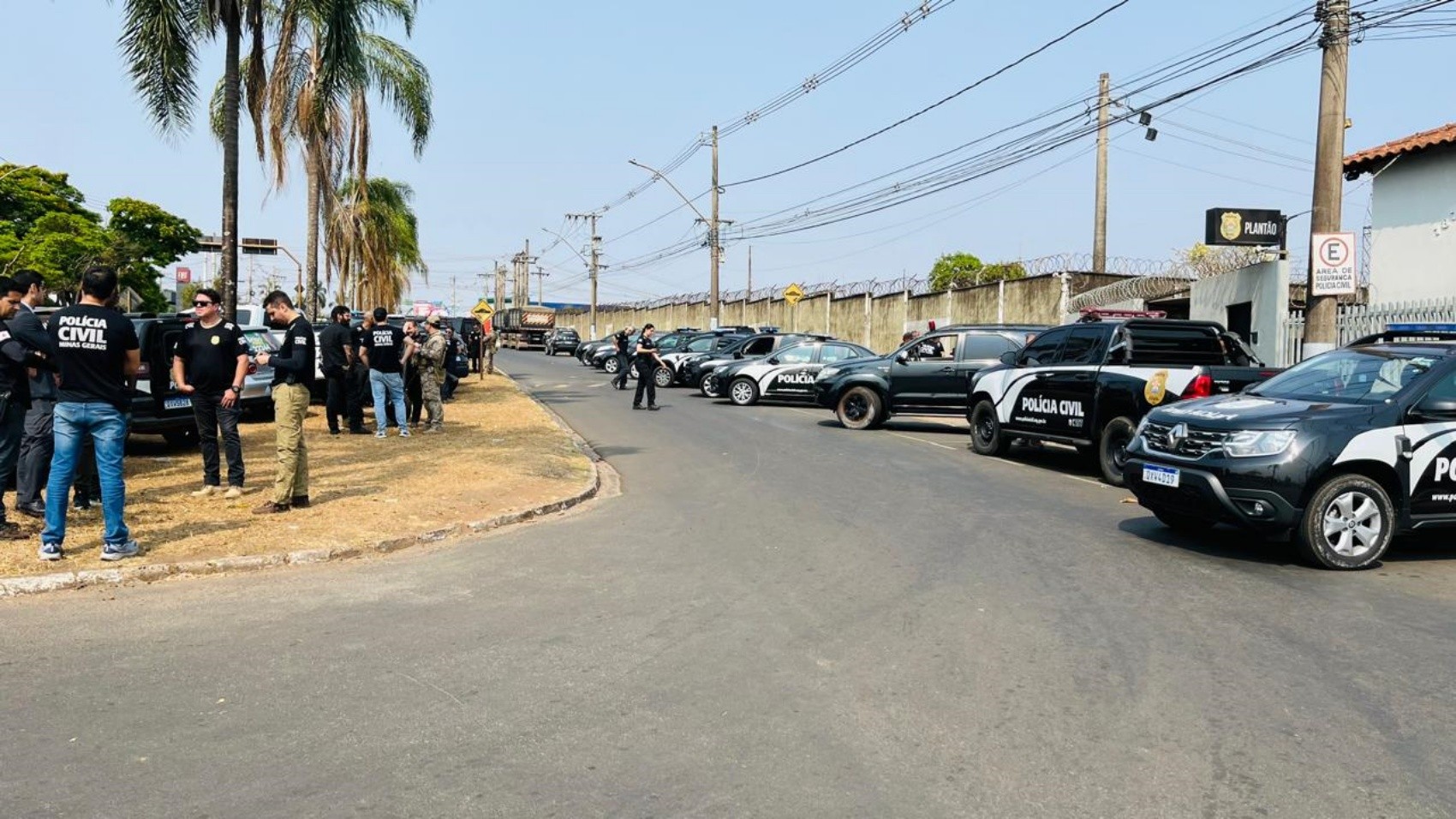Operação Midas age contra lavagem de dinheiro e organização criminosa e apreende veículos de luxo em MG