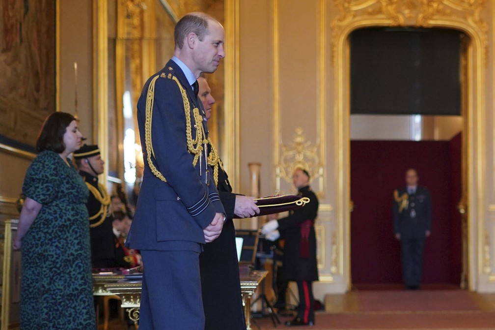 Príncipe William participa sozinho de cerimônia no Castelo de Windsor, em 7 de fevereiro de 2024. — Foto: Yui Mok/PA via AP