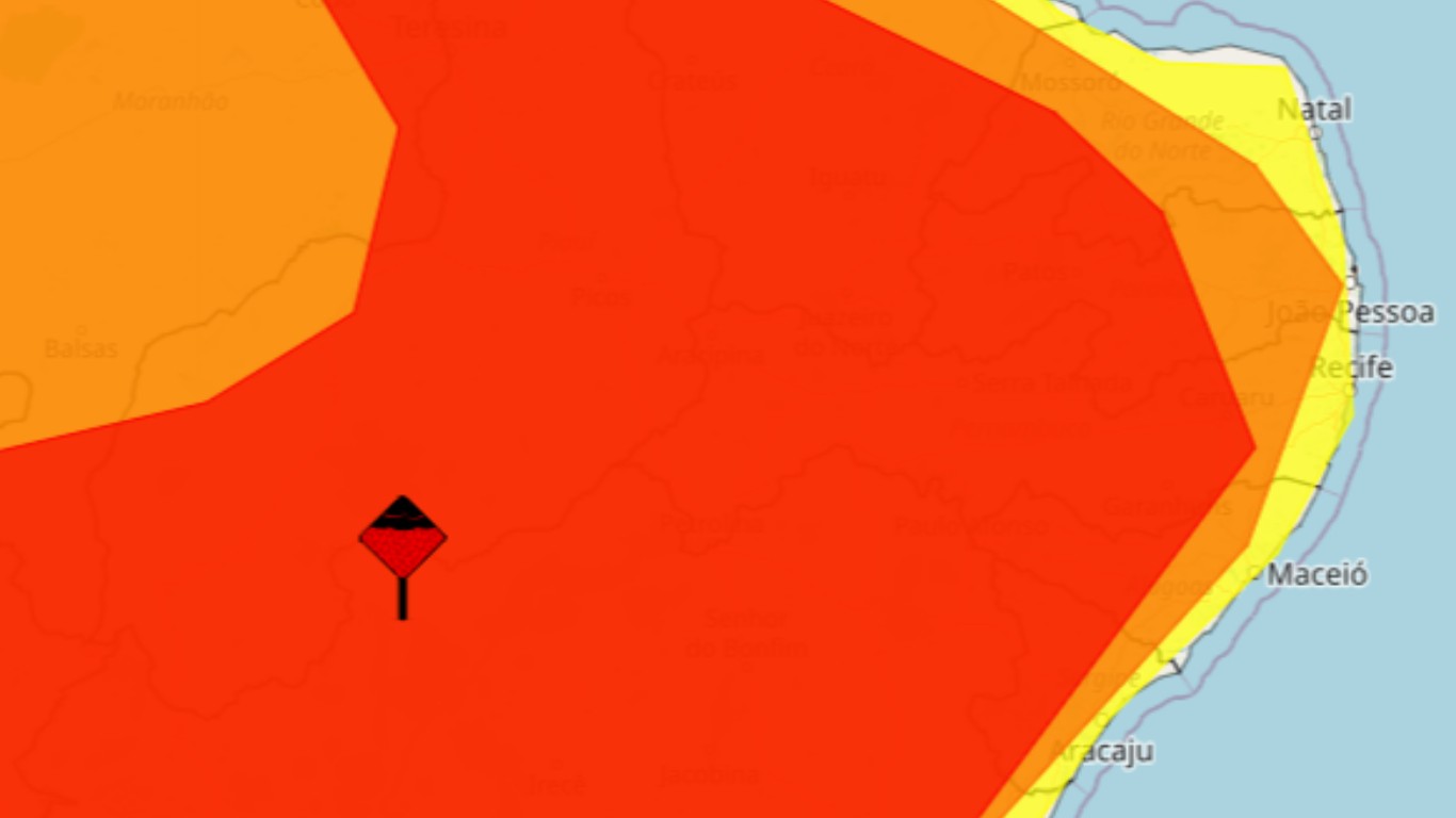 Inmet emite alertas vermelho, laranja e amarelo de perigo de chuvas para o interior de PE; veja cidades