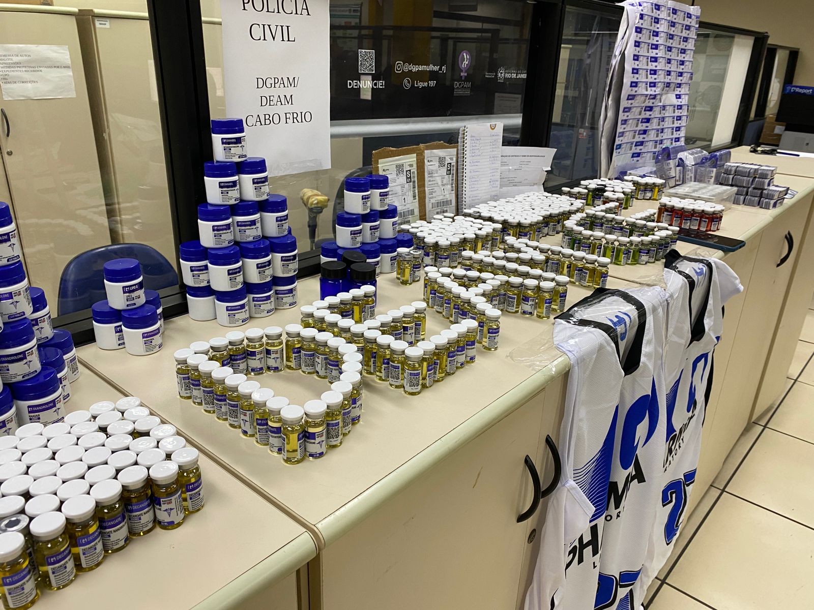 Homem é preso com estoque de anabolizantes avaliado em R$ 100 mil em Cabo Frio