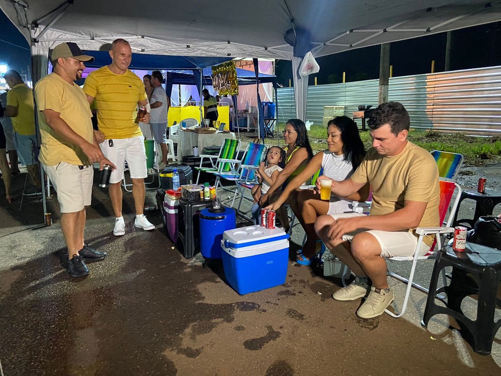 Empreendedora Juliana Brandão comemorou virada do ano ao lado da família — Foto: Richard Lauriano