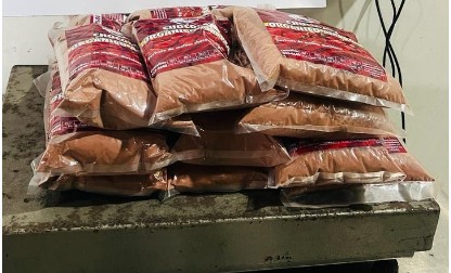 Receita Federal apreende 16 kg de cocaína embalados em carga de alimentos no aeroporto de Fortaleza; vídeo