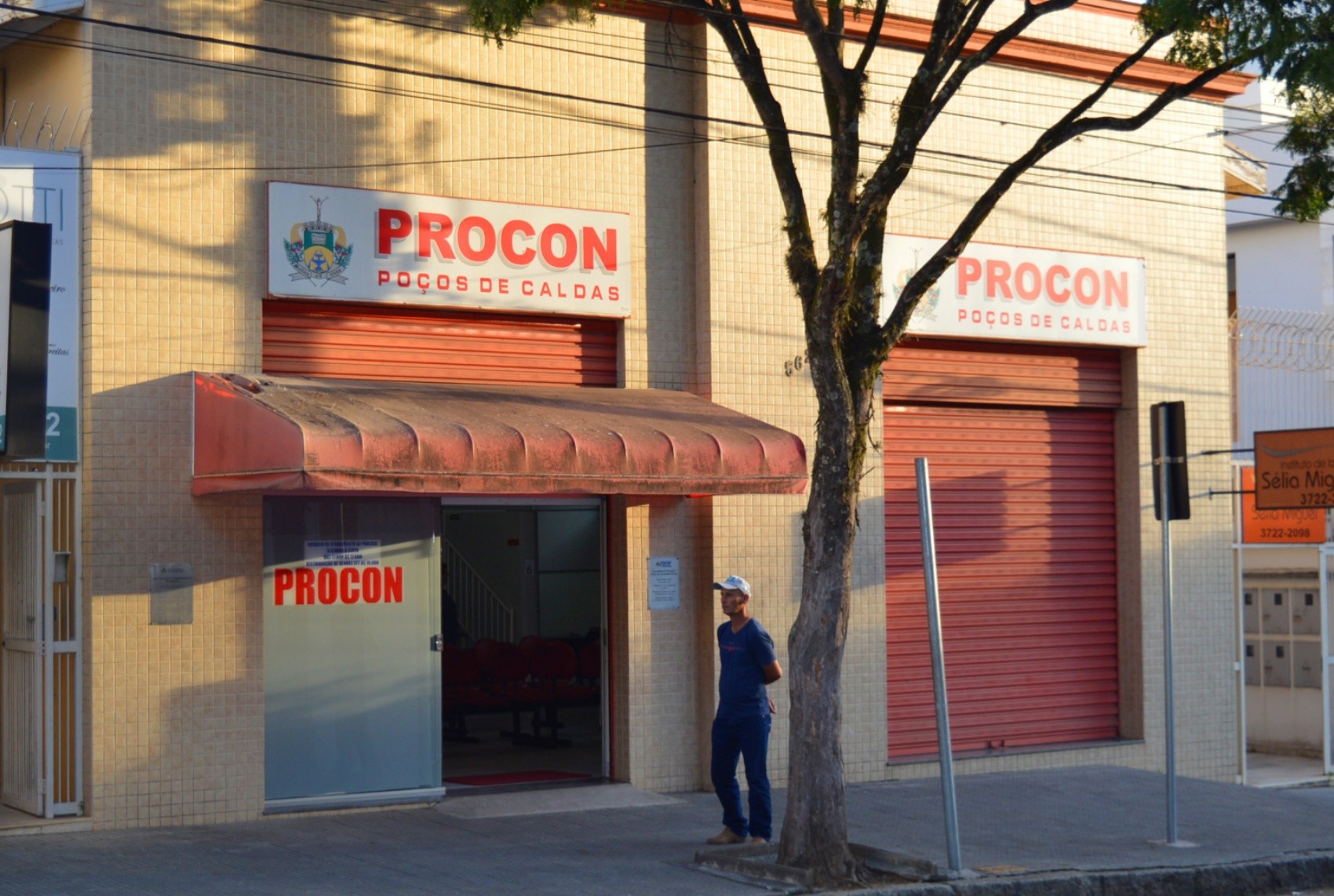 'Golpe do namoro' causa prejuízo de R$ 50 mil a idosa no Sul de Minas; Procon alerta consumidores