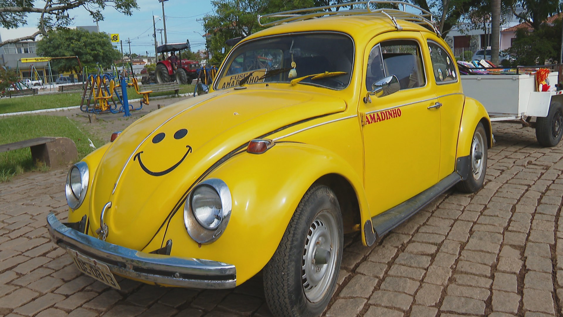 Fuscoteca: conheça carro que virou biblioteca itinerante no RS