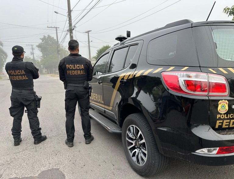 Polícia Federal prende quatro suspeitos de transportar e armazenar cocaína em MT