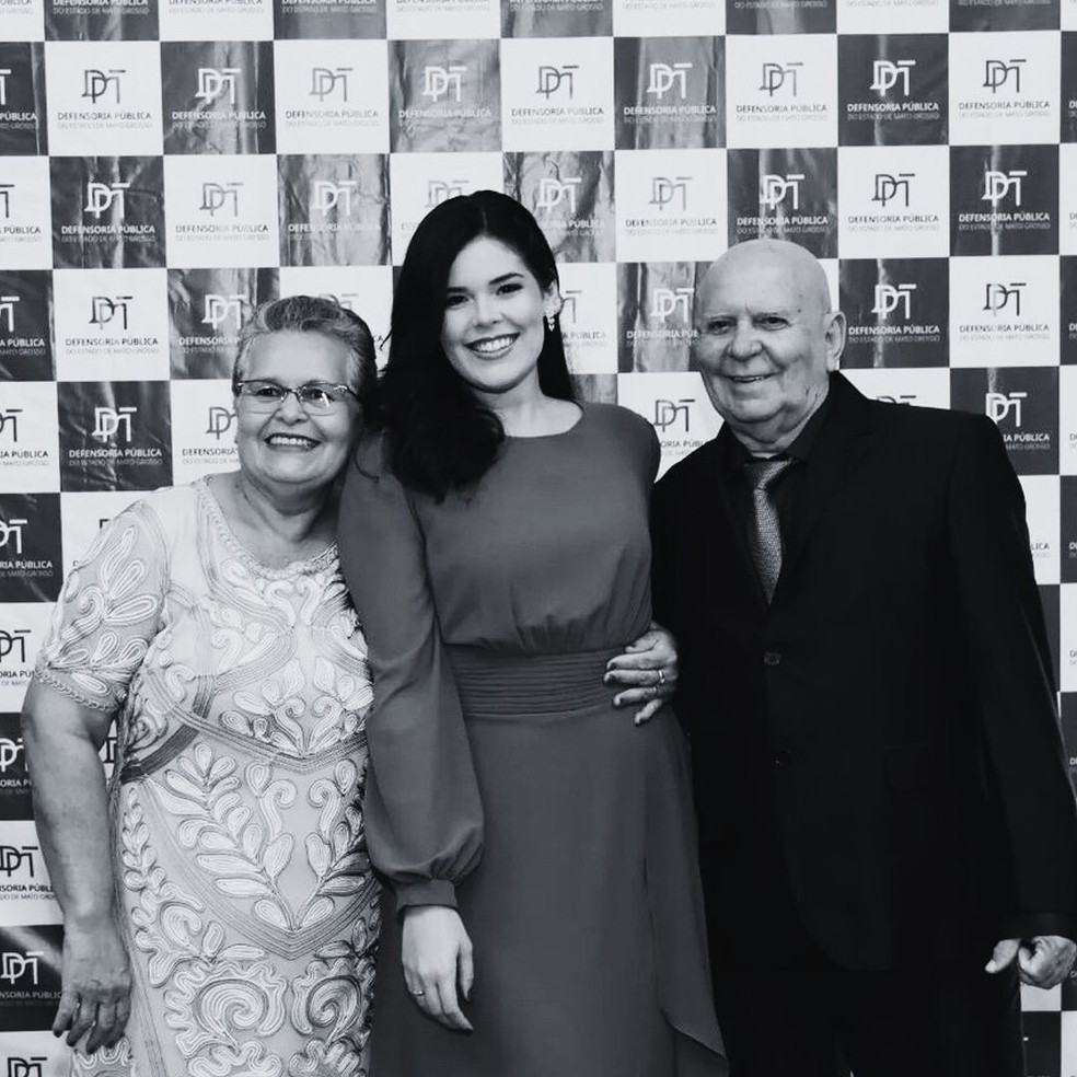 A Defensoria Pública de Mato Grosso confirmou a morte de Safira Vanessa Carneiro Costa e dos pais dela — Foto: Reprodução