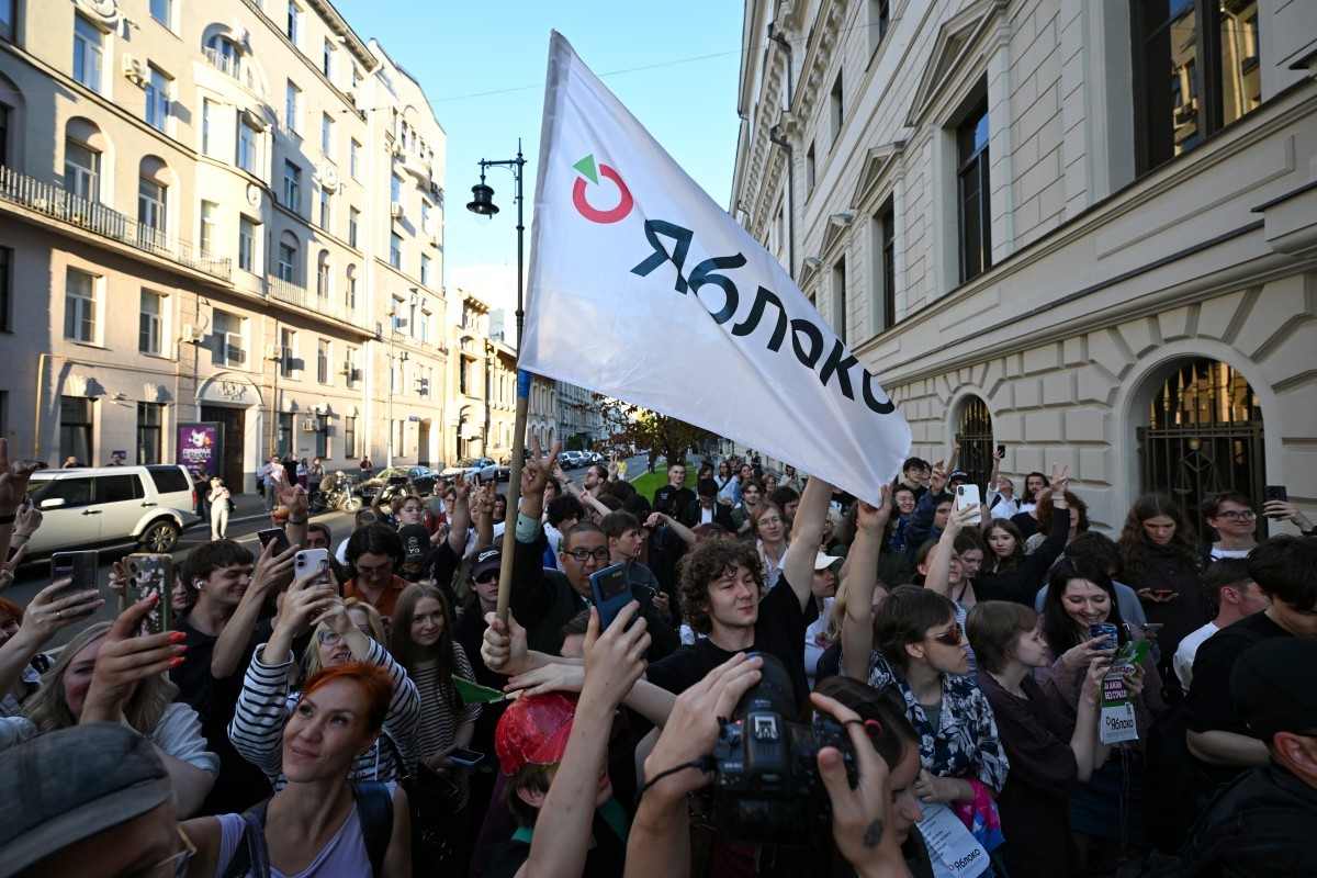 Rússia proíbe único partido contrário à guerra de disputar eleições parlamentares