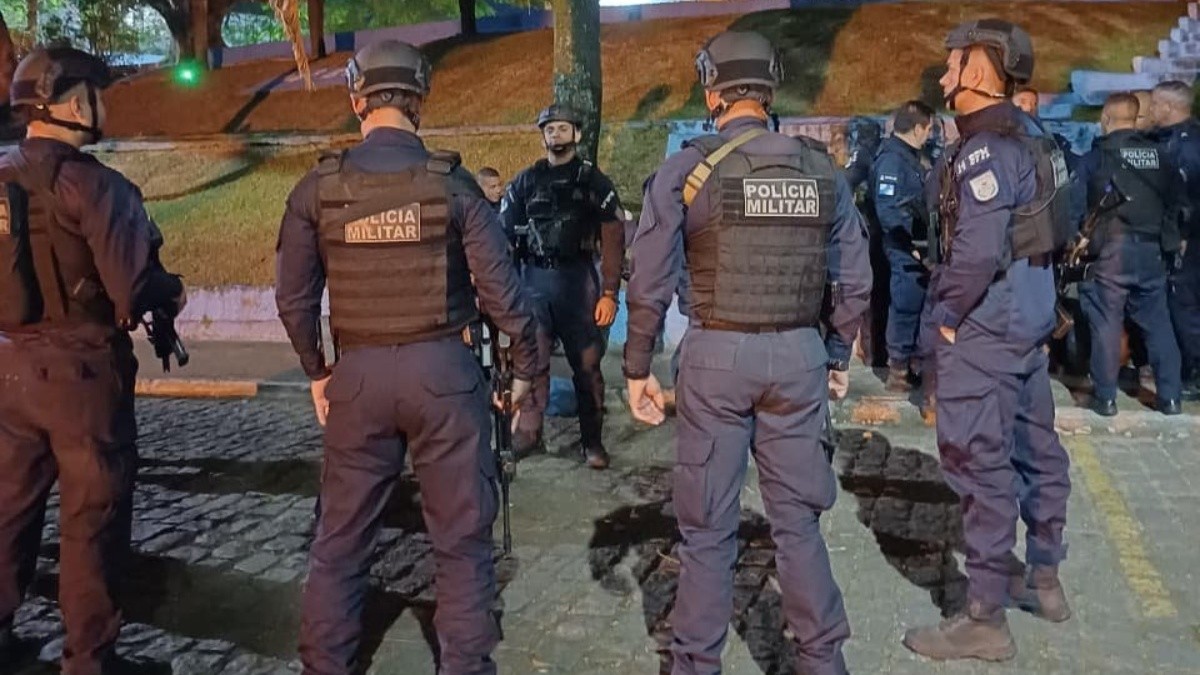 PM faz operação em 27 comunidades contra expansão do CV