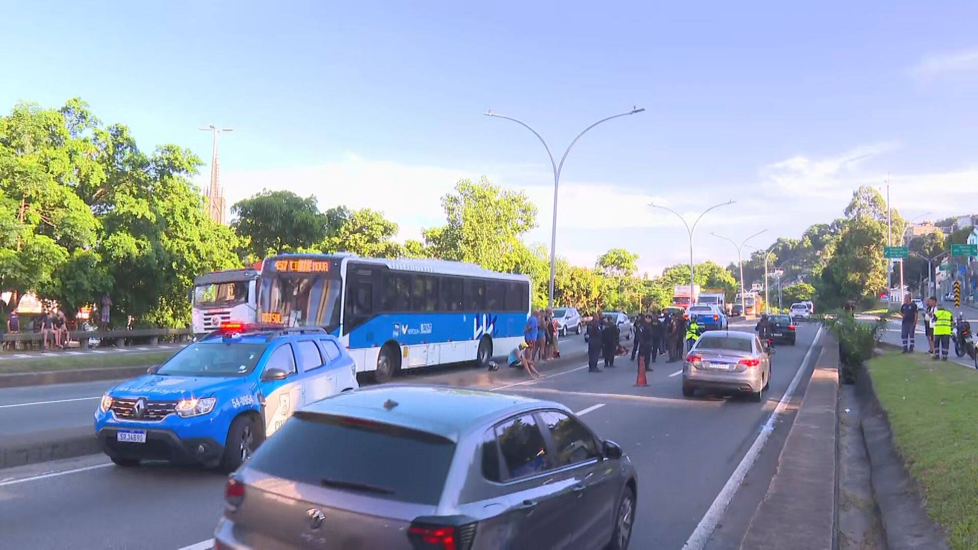 Dois homens morrem após troca de tiros na saída do Túnel Santa Bárbara