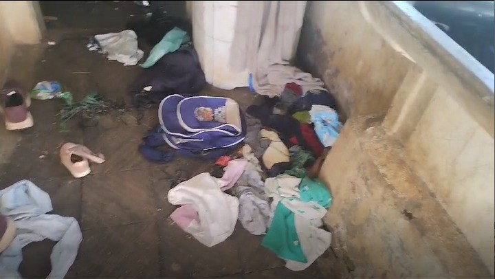 Crianças são resgatadas de casa cheia de lixo e restos de comida e encaminhadas a abrigo em Jaboticabal, SP