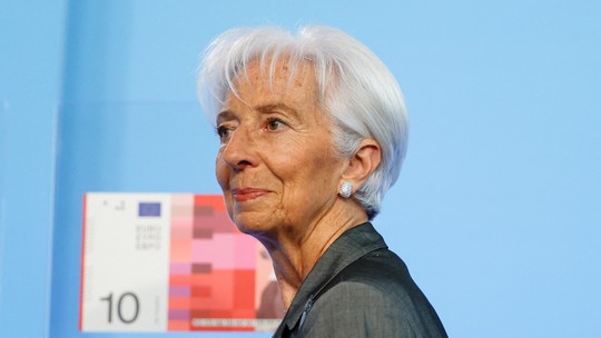 Christine Lagarde, presidente do Banco Central Europeu, renuncia e deixará cargo em fevereiro