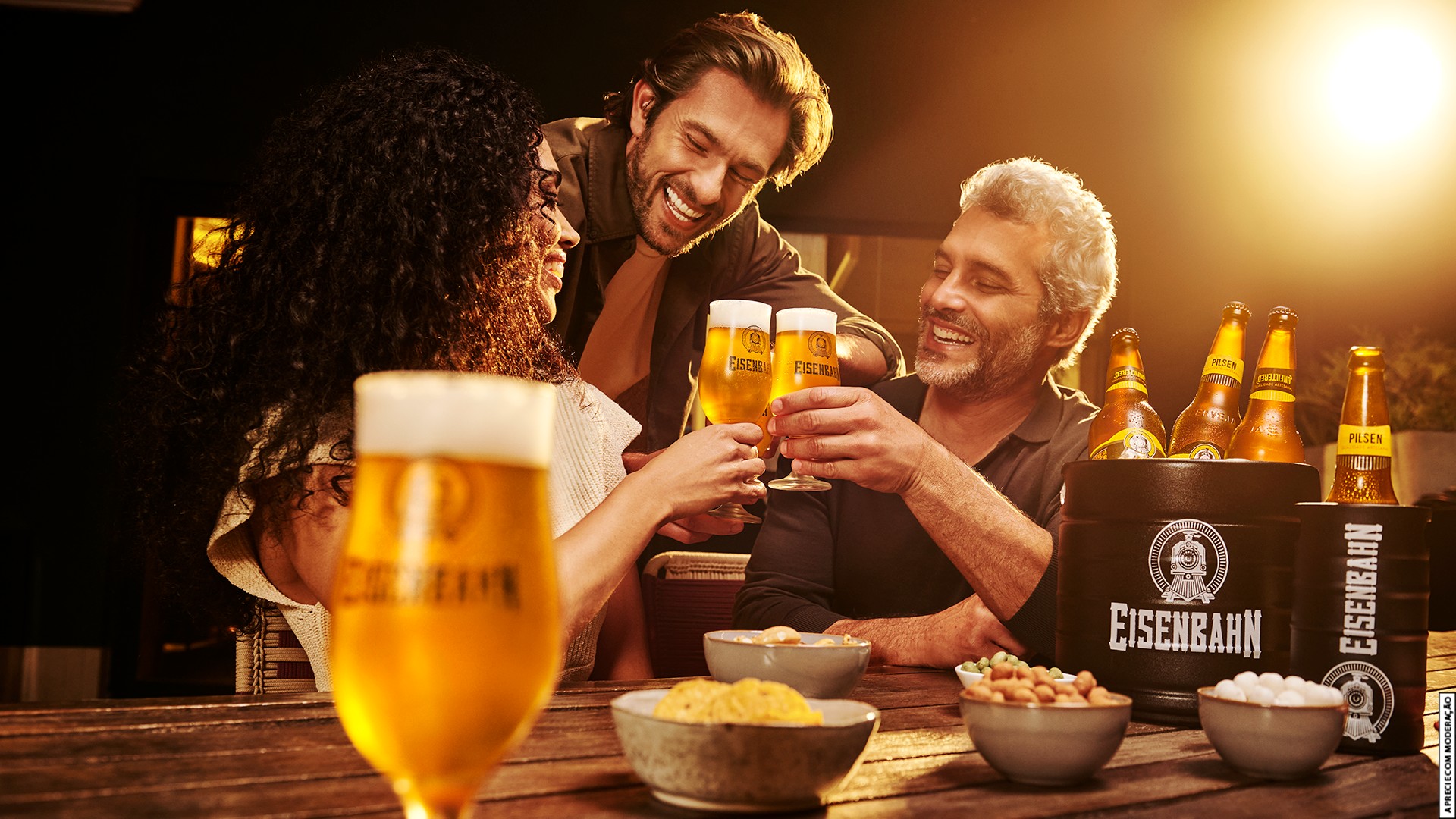 Conquistas merecem ser comemoradas: Eisenbahn celebra atitudes de sucesso em nova campanha