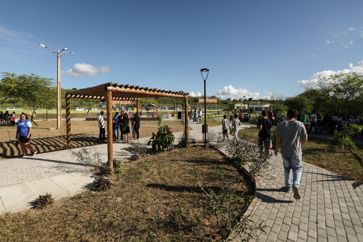 Parque ambiental 'Janelas para o Rio' de Bezerros é inaugurado pela ...