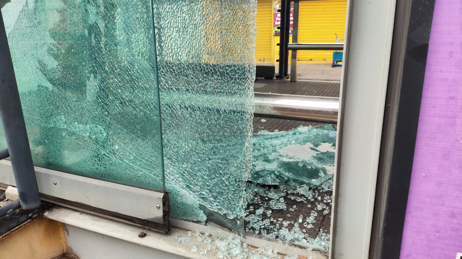 Vandalismo no transporte coletivo de Uberaba causa prejuízo de R$ 82 mil em dois anos