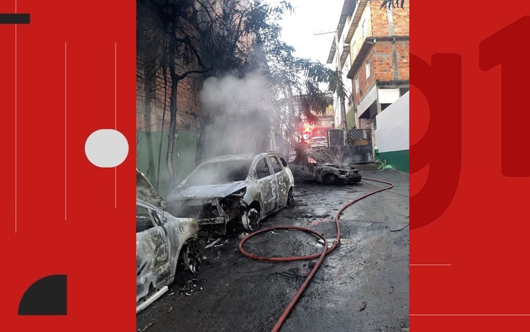 Queda de fiação provoca incêndio e destrói cinco carros e uma motocicleta em Salvador