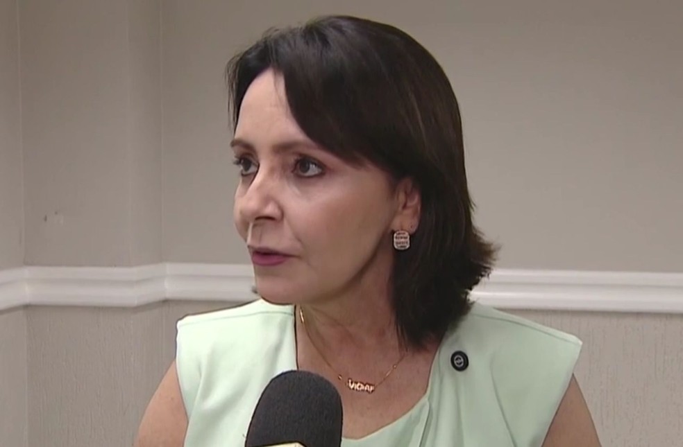 Emília Corrêa fala sobre licitação do lixo em Aracaju. — Foto: Reprodução/TV Sergipe