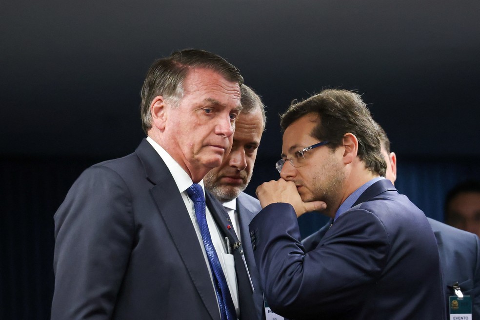 O ex-presidente Jair Bolsonaro durante julgamento sobre a denúncia por tentativa de golpe de Estado. — Foto: Gustavo Moreno/STF/Handout via Reuters
