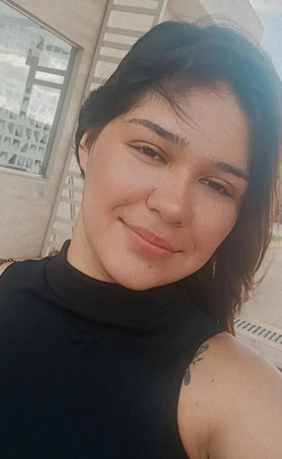 Vitoria Camily Carvalho Silva, de 22 anos, foi morta a tiros — Foto: Reprodução/Redes sociais