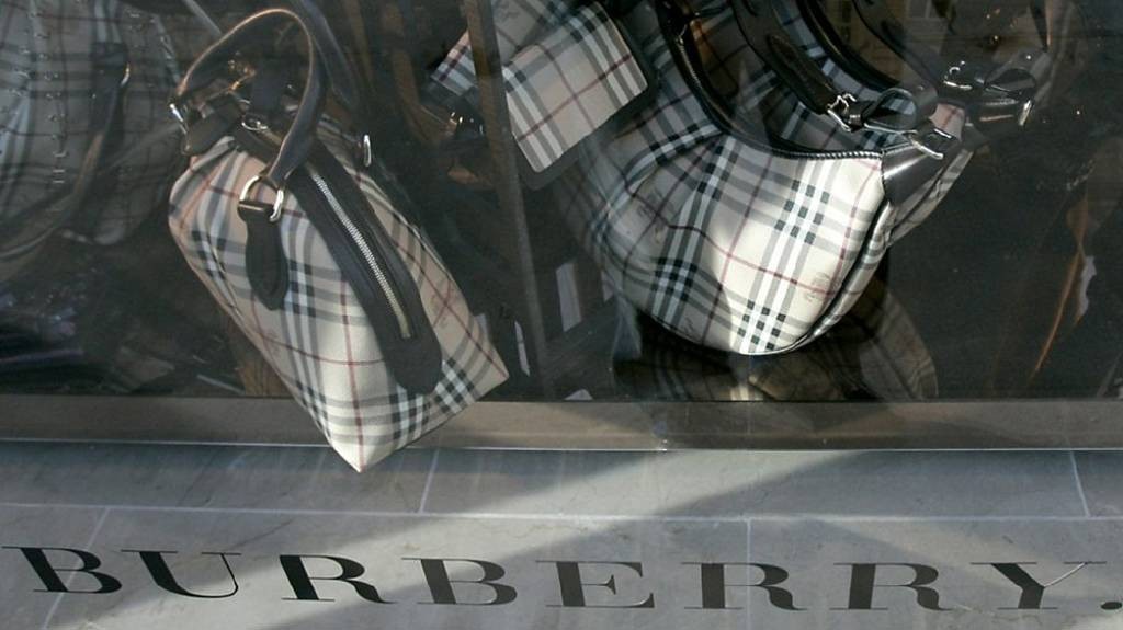 Marcas de luxo não poderão mais destruir produtos não vendidos na UE e 'exclusividade' fica ameaçada