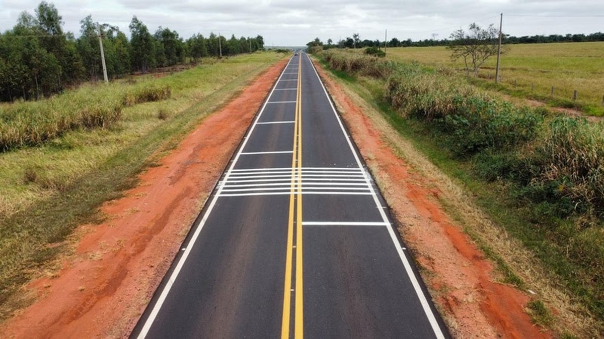 Linha De Estimulo A Redução De Velocidade