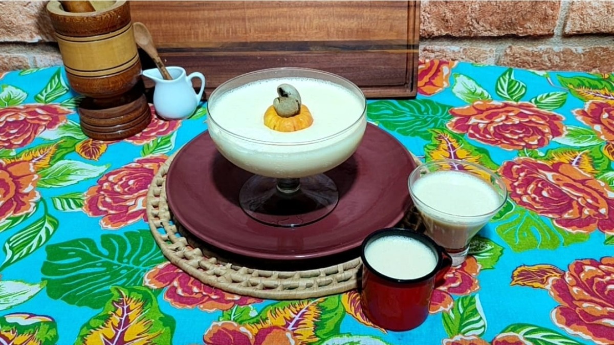 Aprenda a fazer mousse de caju