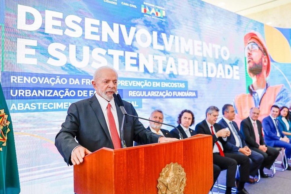 Presidente Lula e o ministro Jader Filho anunciam investimentos do Novo PAC  — Foto: Ricardo Stuckert / PR