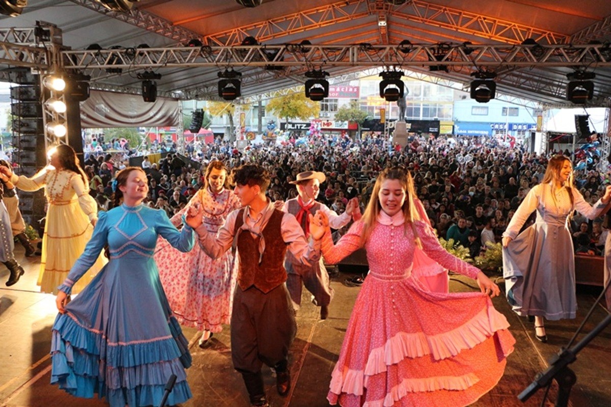 Festa do Pinhão em Lages: confira programação completa de shows e eventos tradicionais 