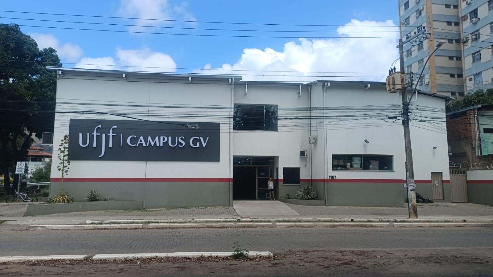 Curso de Medicina da UFJF em Governador Valadares recebe nota máxima no Enamed 2025