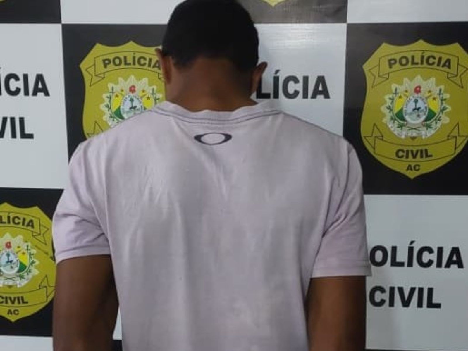 Suspeito de matar homem a facadas é preso por estuprar duas crianças no Acre