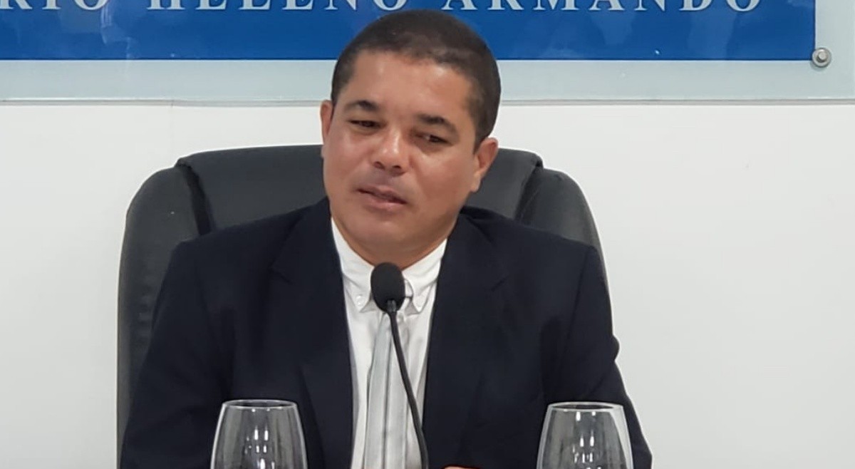 Conselheiro de Fernando de Noronha é denunciado por agressão à esposa