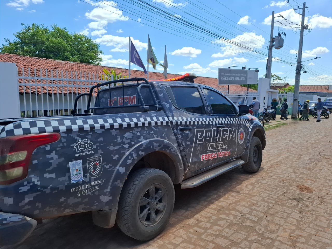 Adolescente é assassinado a tiros dentro de escola na Zona Sul de Teresina