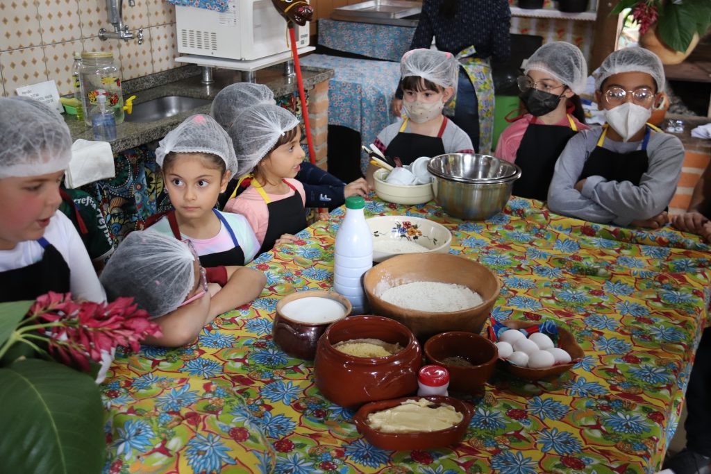 58ª Semana do Tropeiro oferece oficina de culinária gratuita para adultos e crianças em Sorocaba 