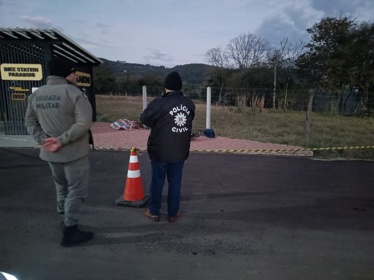 Homem matar mulher a tiros na frente do filho de 5 anos no RS, diz polícia 