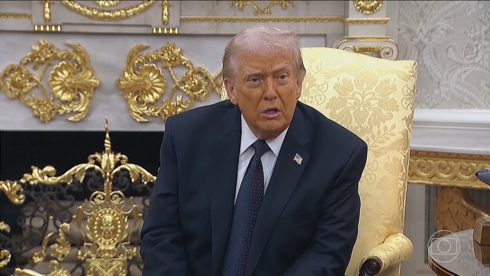 Donald Trump faz duras críticas ao líder do Reino Unido, aliado histórico dos americanos — Foto: Jornal Nacional/ Reprodução