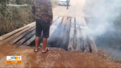 Incêndio destrói parte da ponte no rio Taquaruçu