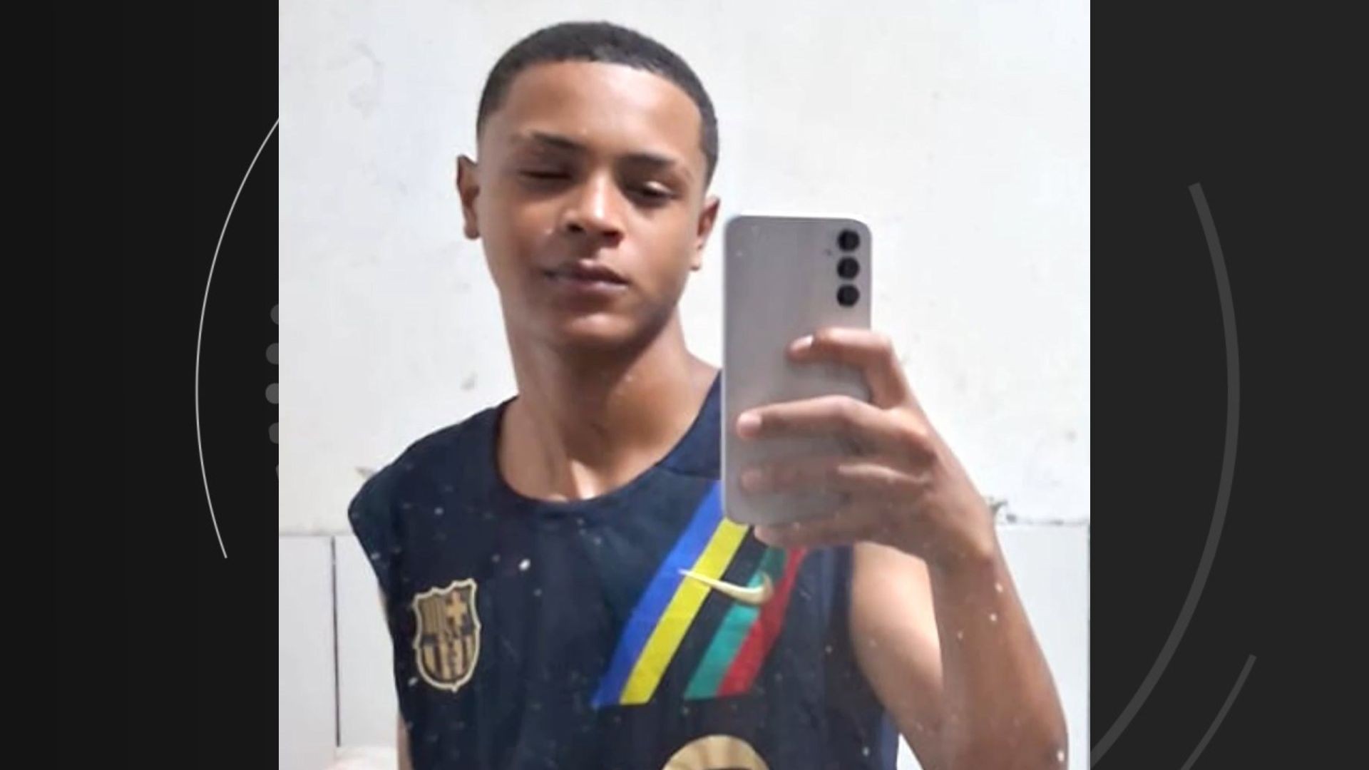 Adolescente é morto e homem fica ferido em ataque a tiros em Vitória