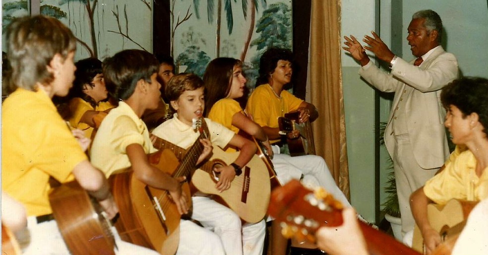 Firmino Ferreira Filho dedica-se há quase seis décadas ao trabalho com música — Foto: Arquivo pessoal
