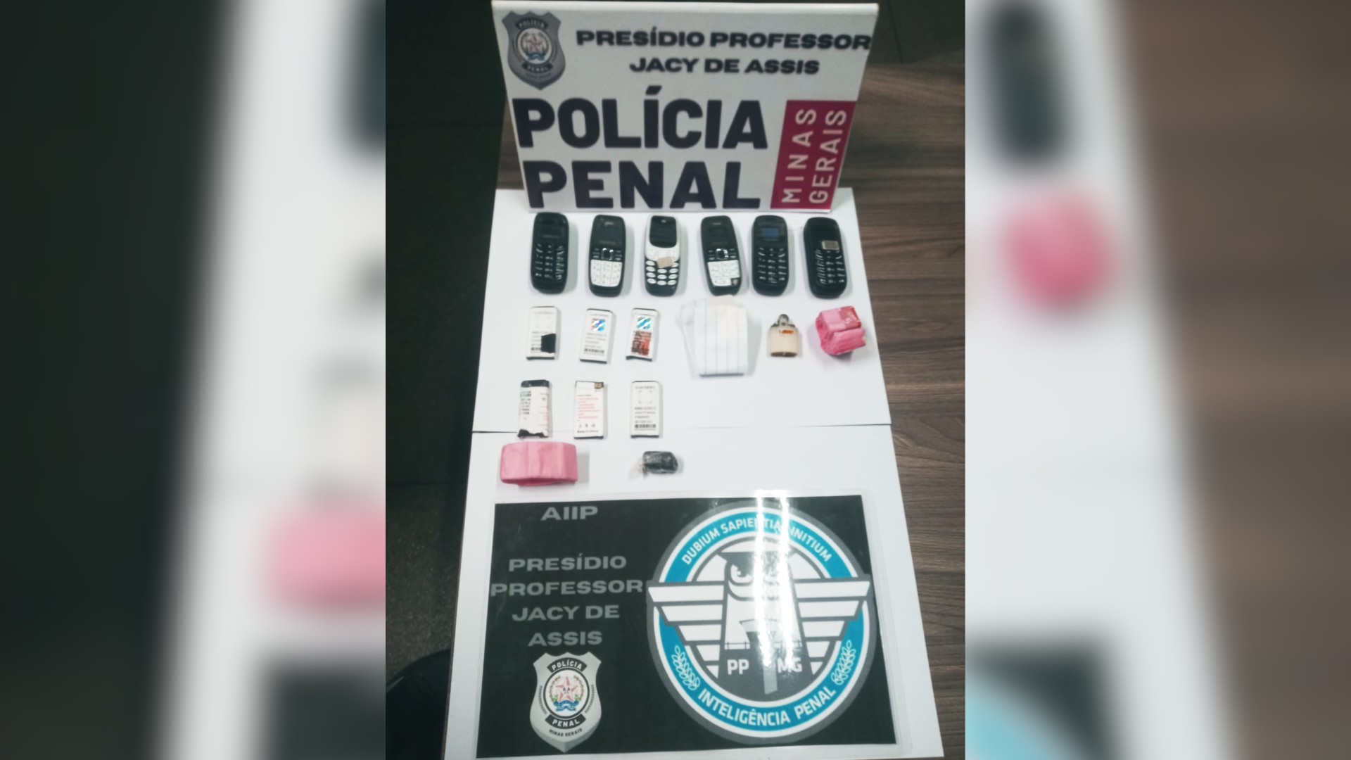 Seis celulares são encontrados no estômago de detento em presídio de MG