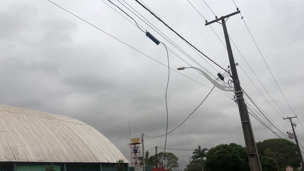Criminosos deixam moradores sem acesso à internet — Foto: Arquivo pessoal/ reprodução